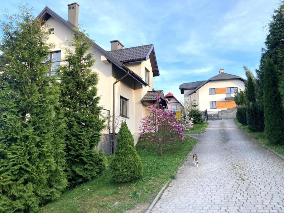 Villa Tymi3 Dom Na Wzgorzu Przy Stoku à Przemyśl Extérieur photo